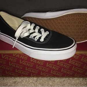 Women’s vans size:7